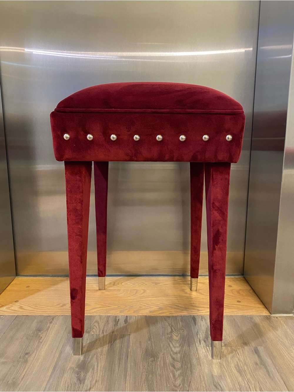 GUCCI x Nalesso Red Velvet Vanity Stool Authentic Gucci Vintage